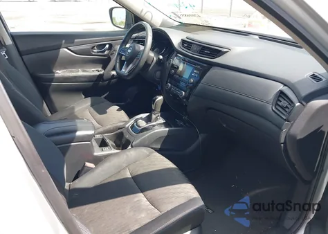 2017 Nissan Rogue Sv z USA, uszkodzony, nr VIN 5N1AT2MTXHC880965